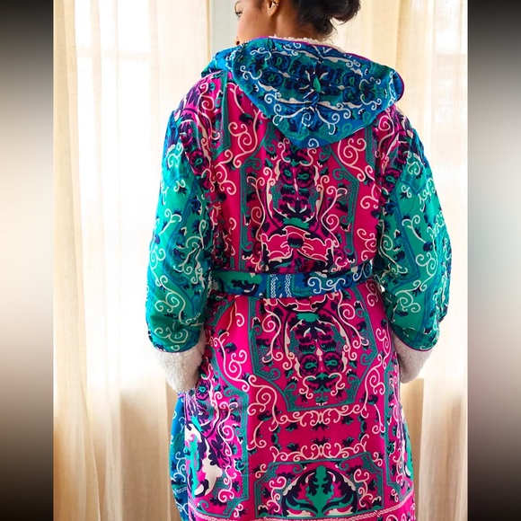 Anthropology, Flannel Robe. Sherpa-Lined. Price firm. Super soft inside and out - Picture 4 of 5